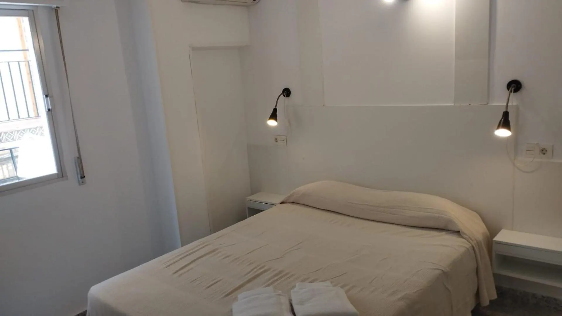 Hostal Altamar Almunecar