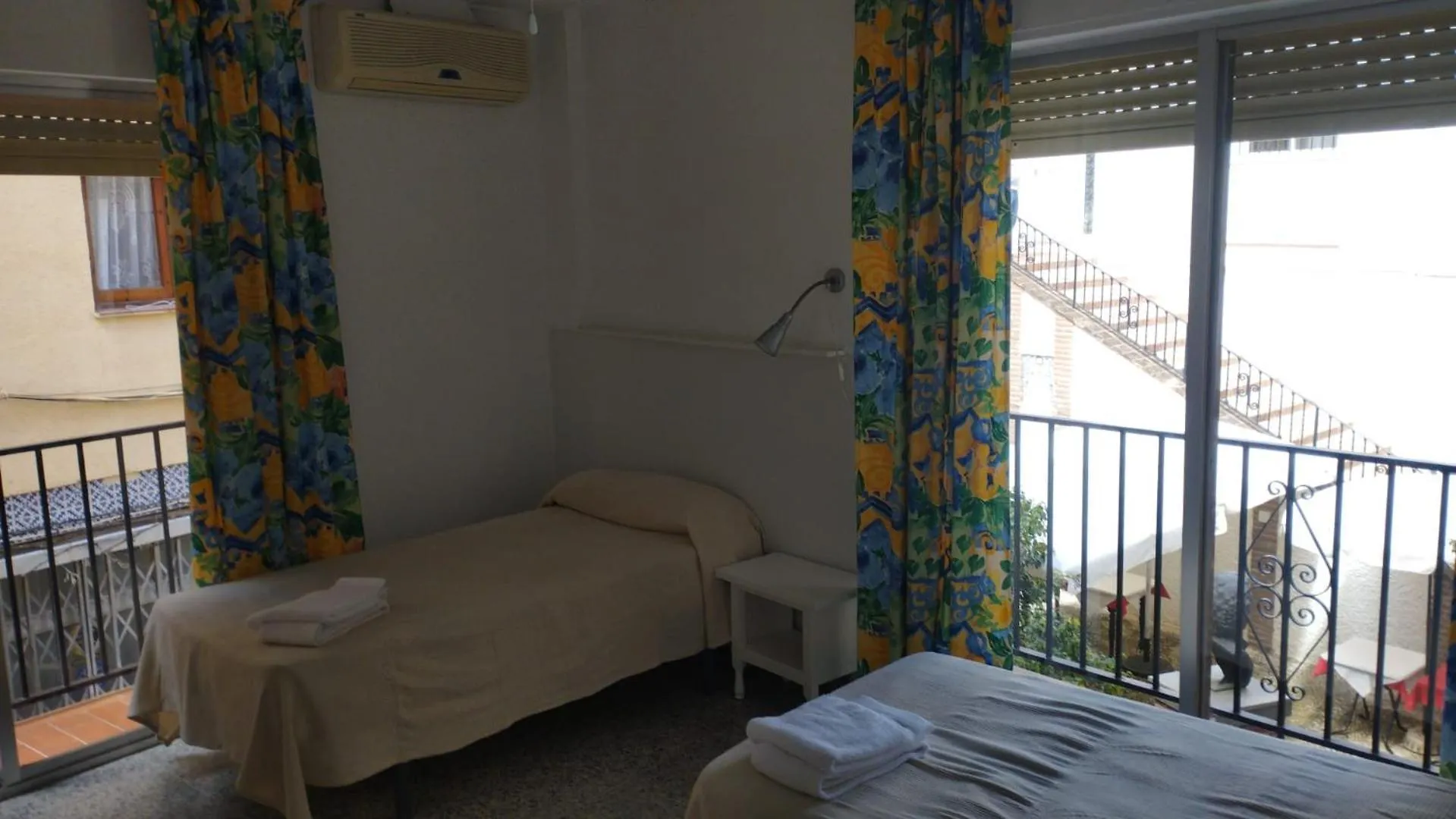 Hostal Altamar Almunecar Guest house