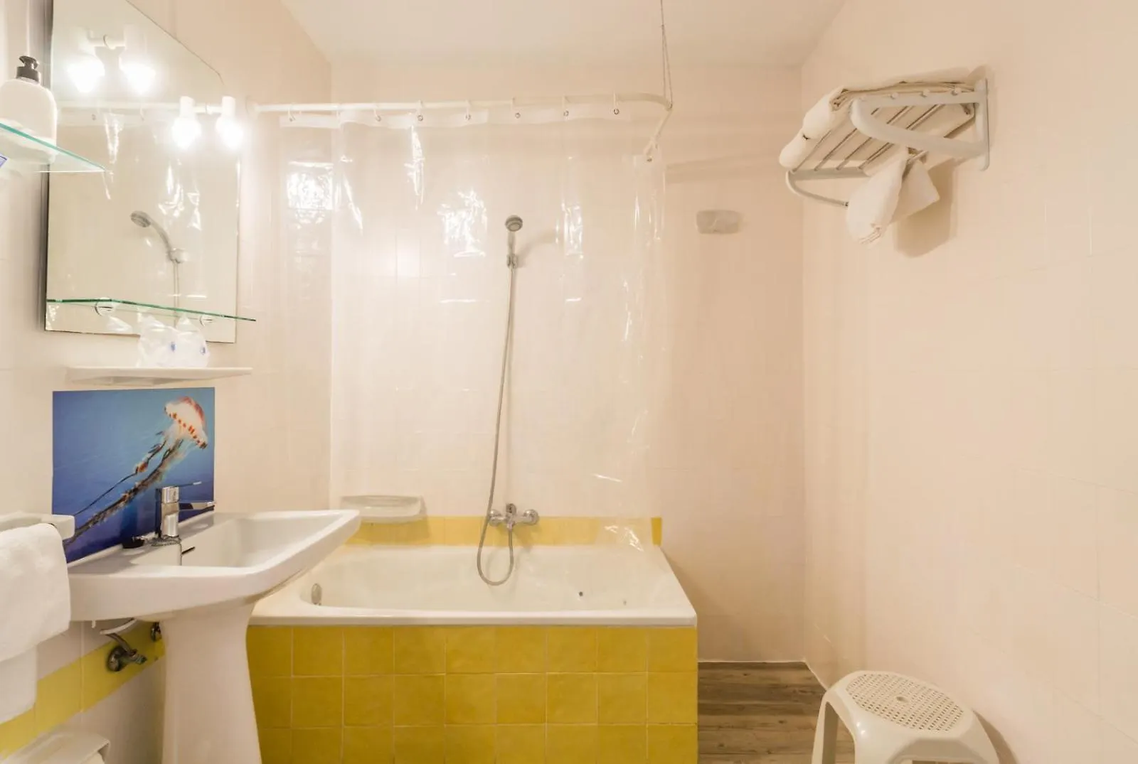 Hostal Altamar Almunecar Guest house