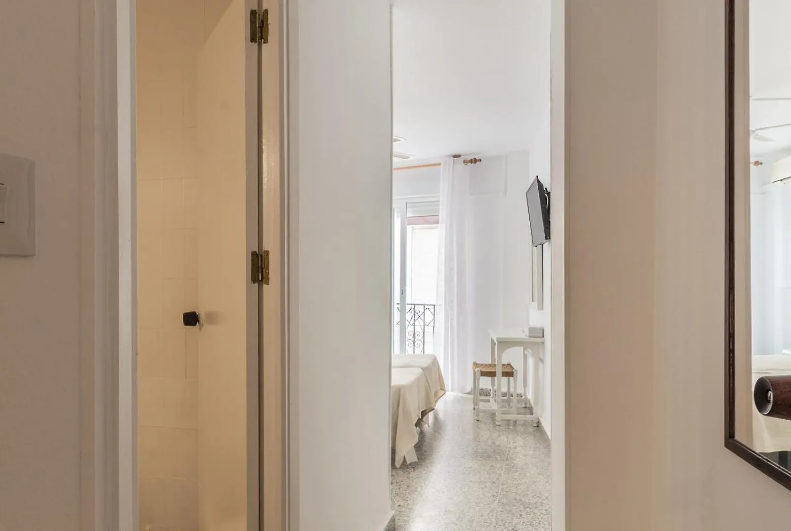 Hostal Altamar Almunecar