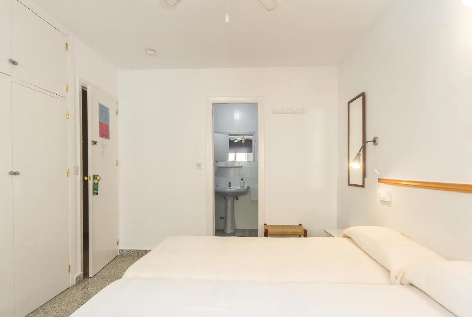 Guest house Hostal Altamar Almunecar Spain