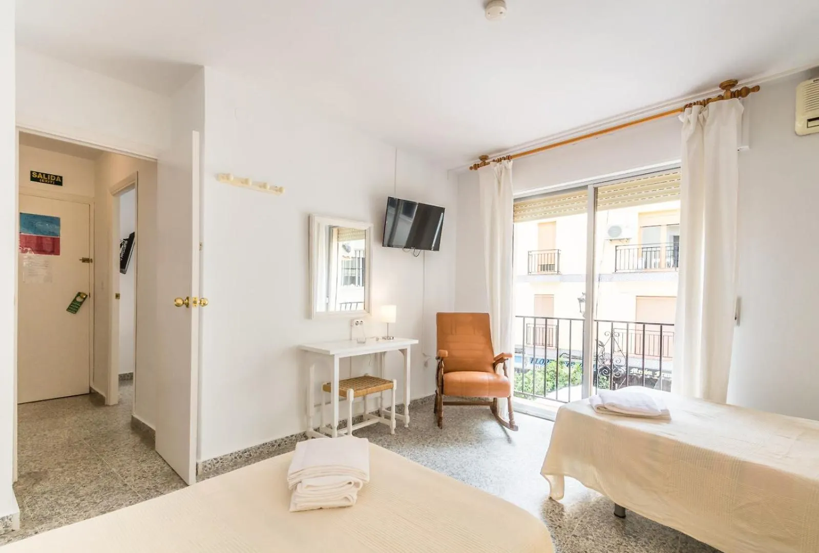 Hostal Altamar Almunecar
