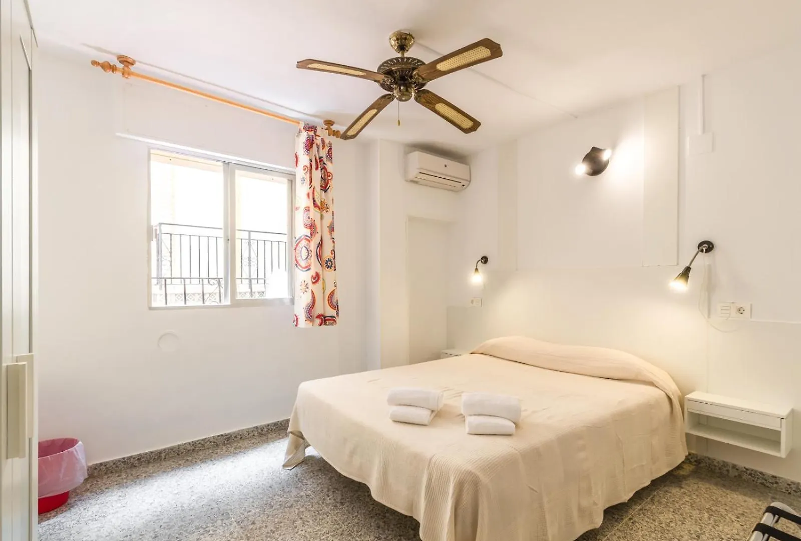 Hostal Altamar Almunecar