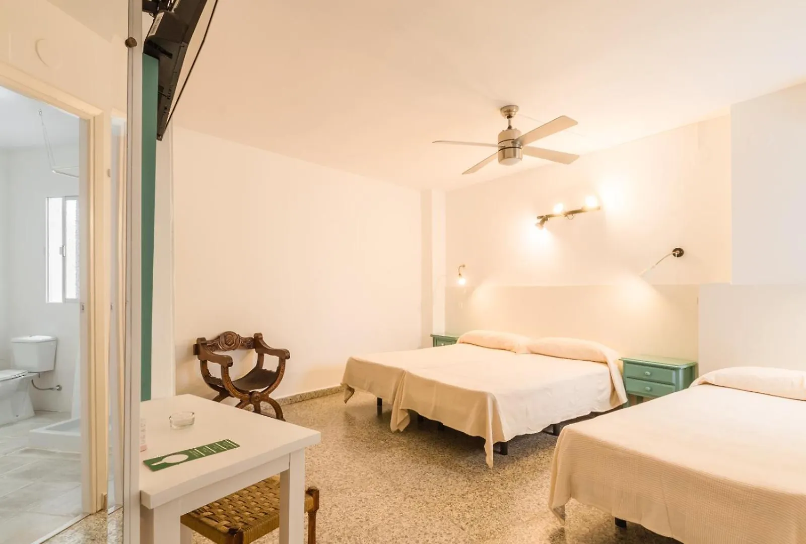 Guest house Hostal Altamar Almunecar Spain