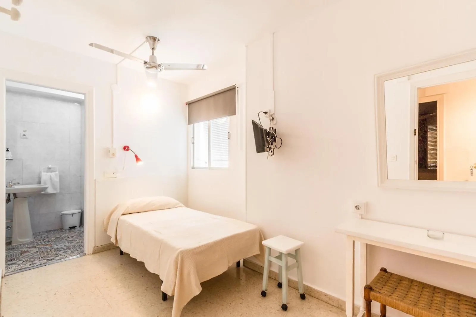 Hostal Altamar Almunecar