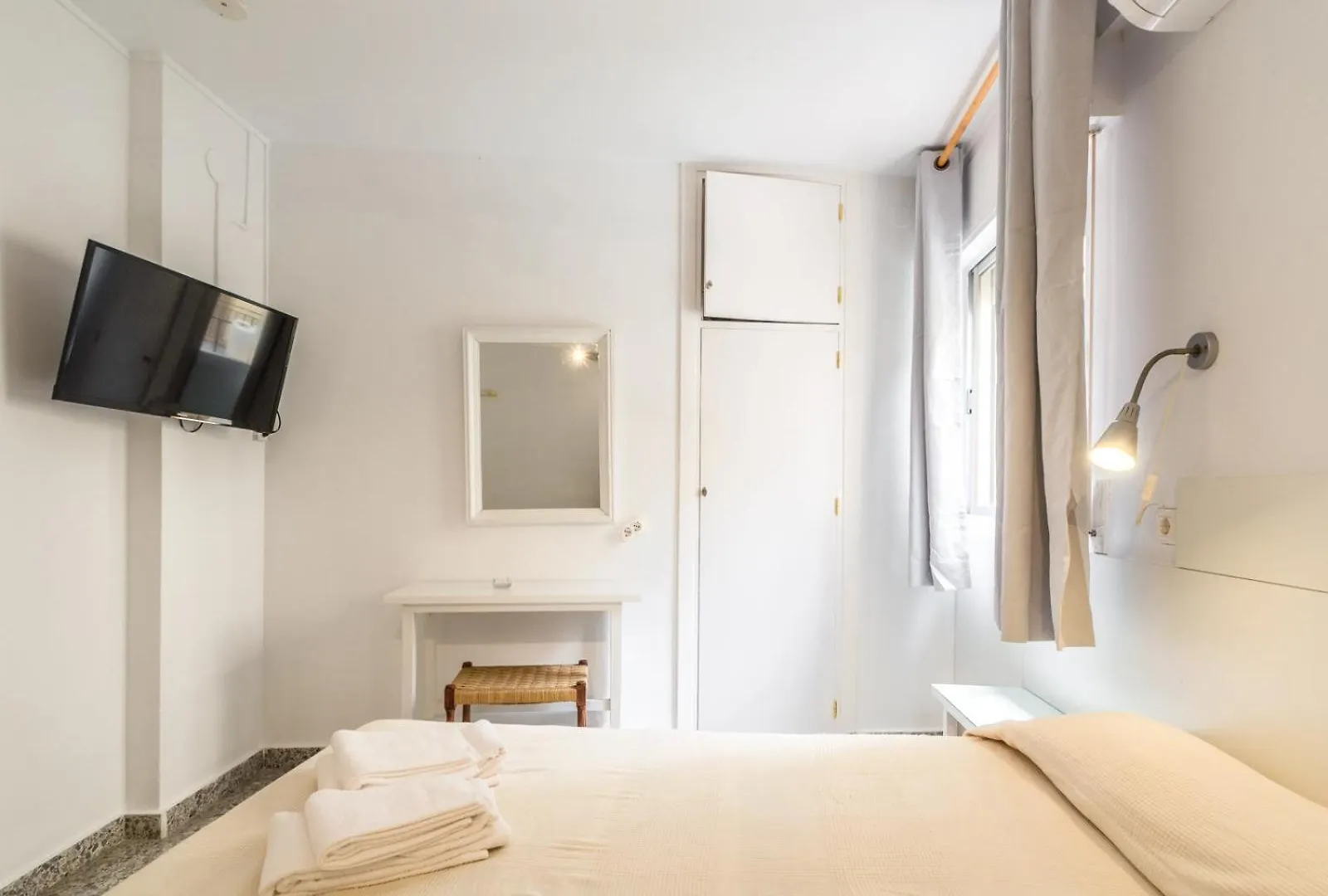 Hostal Altamar Almunecar
